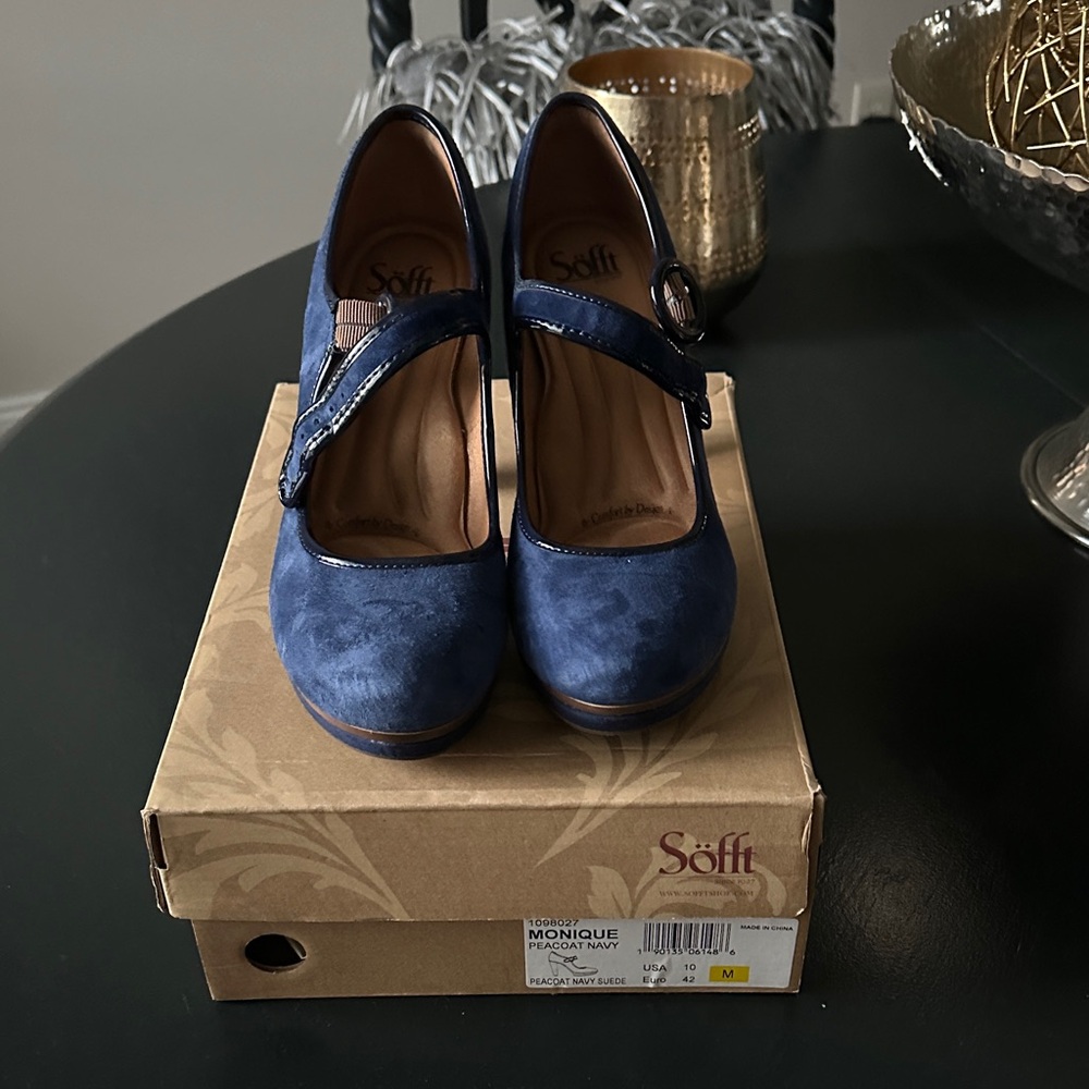 Sofft Navy Suede Mary Jane Heels with Buckle.